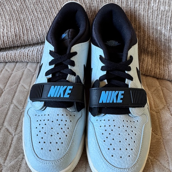 Nike Jordan Legacy 312 - Picture 3 of 9